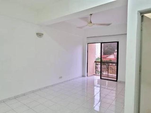 Condominium for sale in Mukim 13, Georgetown