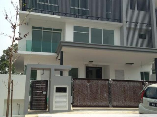 House for sale in Kajang, Langat