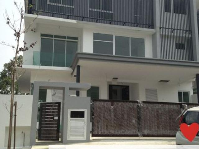 House for sale in Kajang, Langat