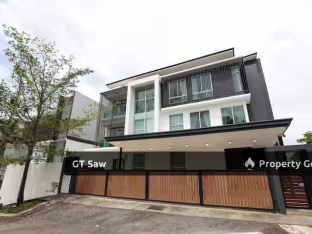 Bungalow for rent in Kajang, Langat