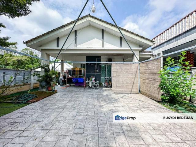 House for sale in Tanjong Sepat, Selangor