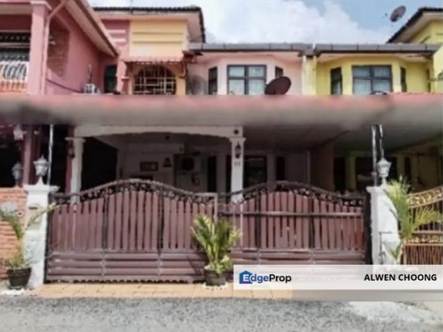 House for sale in Wellesley, Penang