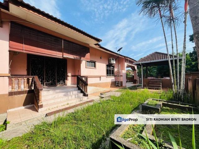House for sale in Tanjong Sepat, Selangor