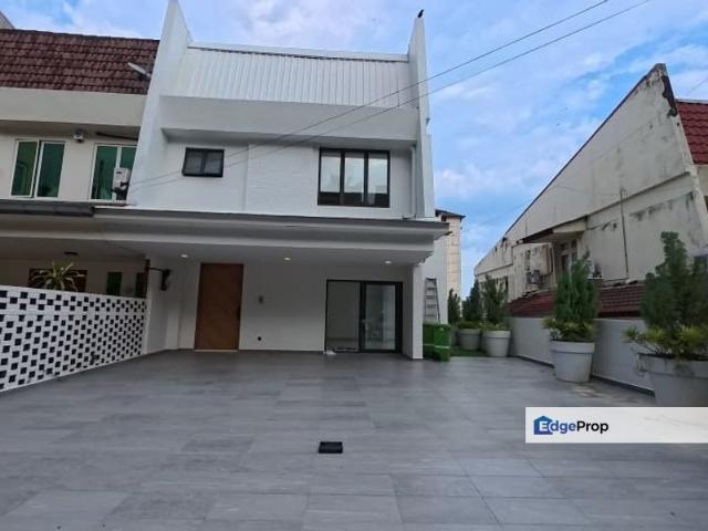 House for sale in Country Heights Damansara, Kuala Lumpur