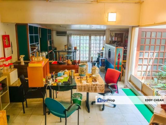 House for sale in Country Heights Damansara, Kuala Lumpur