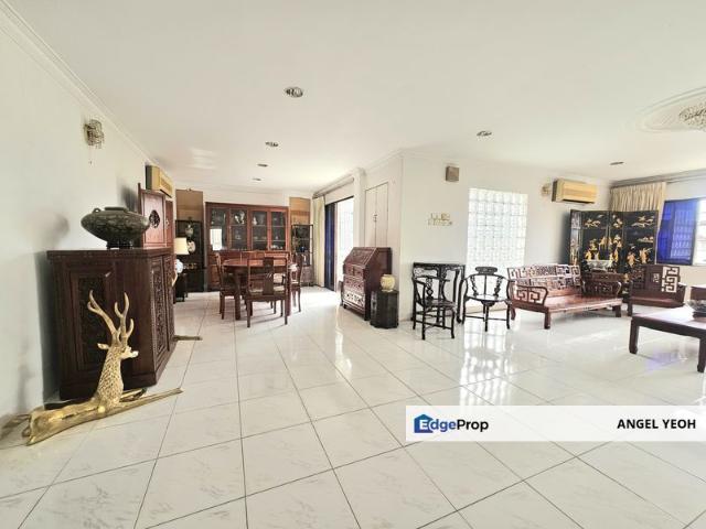 House for sale in Country Heights Damansara, Kuala Lumpur