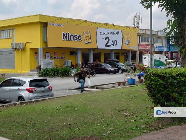 Shop for sale in Petaling, Alam Impian