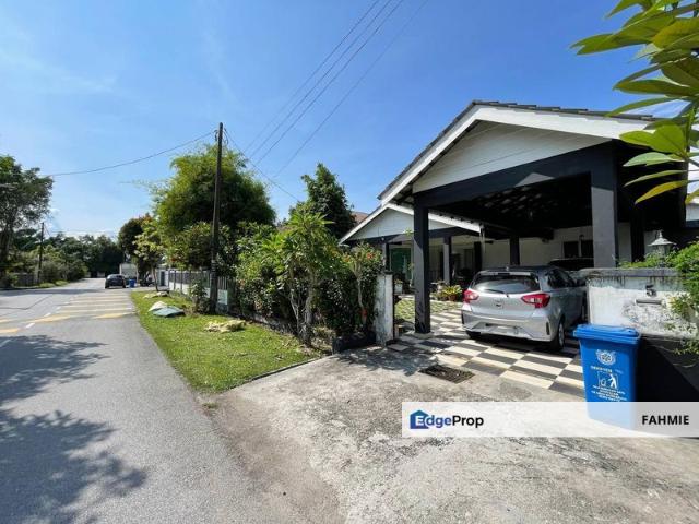House for sale in Petaling, Alam Impian