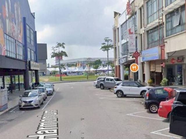 Shop for sale in Johor