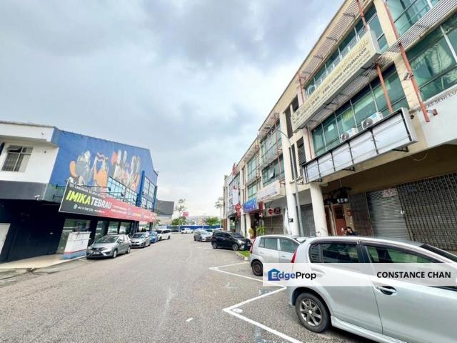 Shop for sale in Johor