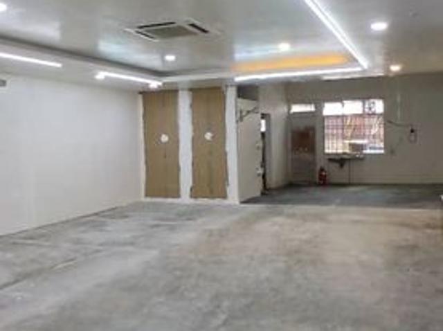 Shop for sale in Johor
