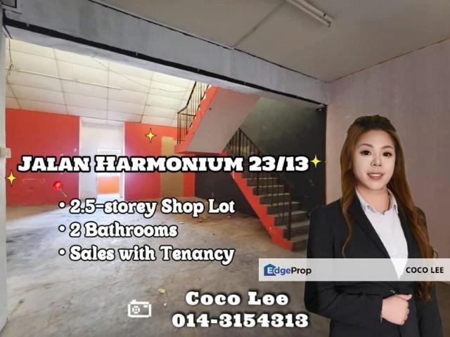 Shop for sale in Johor