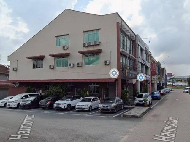 Shop for sale in Johor