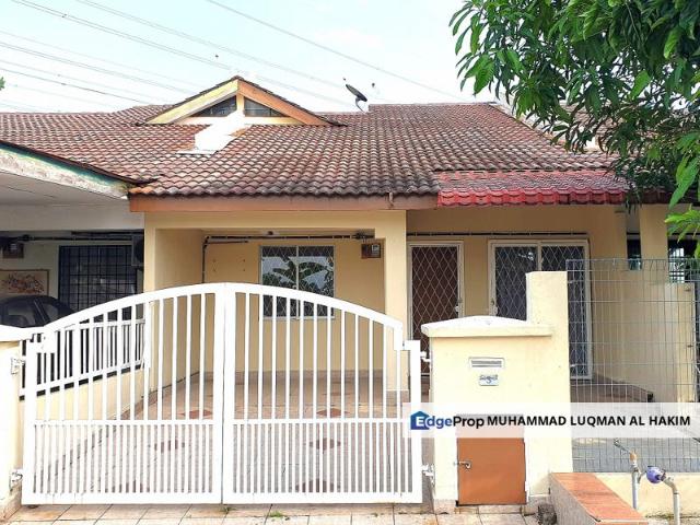 House for sale in Tanjong Sepat, Selangor