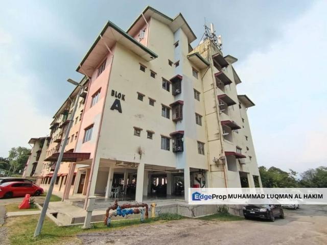 Flat for sale in Kajang, Langat