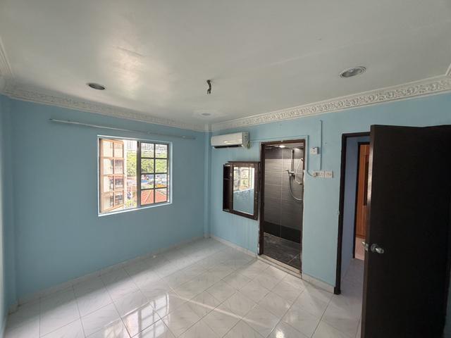 Flat for sale in Petaling, Damansara Damai