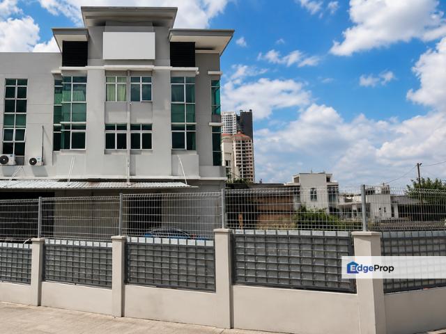 Warehouse for sale in Petaling, Damansara Damai