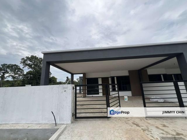 House for sale in Kuching
