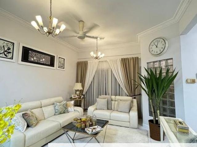 House for sale in Taman D' Utama, Johor Bahru