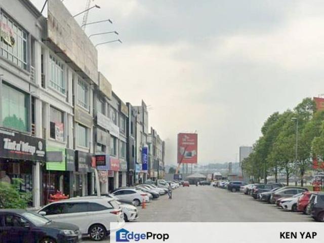 Shop for rent in Kajang, Langat