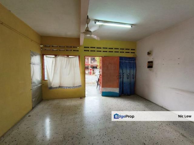 House for sale in Country Heights Damansara, Kuala Lumpur