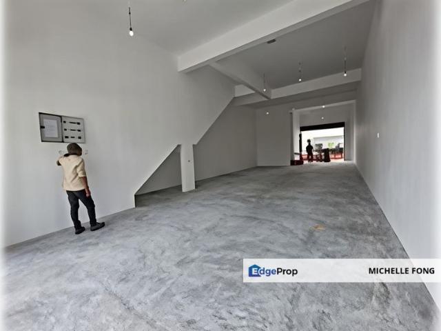 Shop for rent in Bukit Ledang, Johor