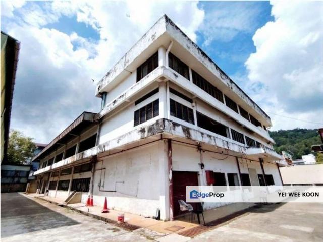 Warehouse for rent in Selayang, Selangor