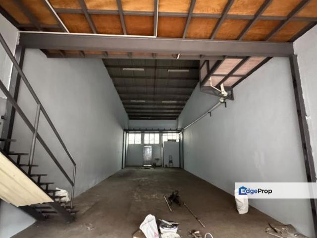 Warehouse for rent in Selayang, Selangor