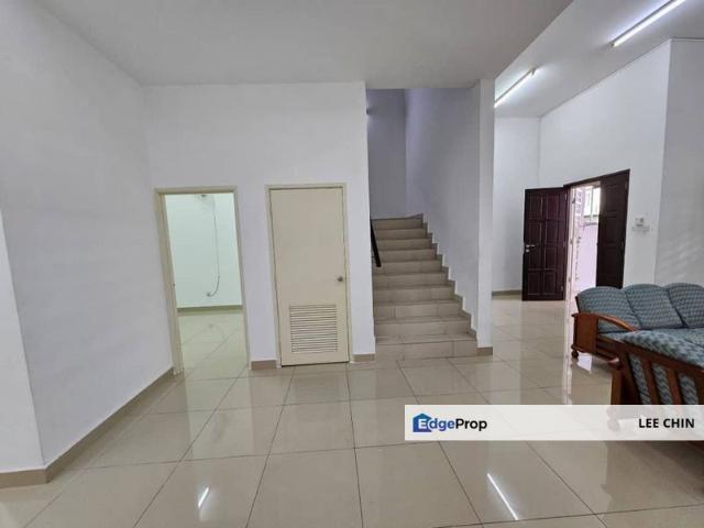 House for sale in Ehsan Jaya, Plentong