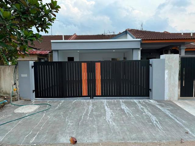 Terraced House for sale in Ulu Tiram, Johor
