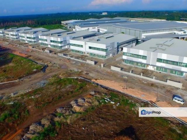 Warehouse for sale in Pekan Nanas, Johor