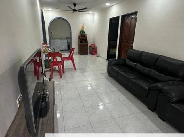 House for sale in Pekan Nanas, Johor