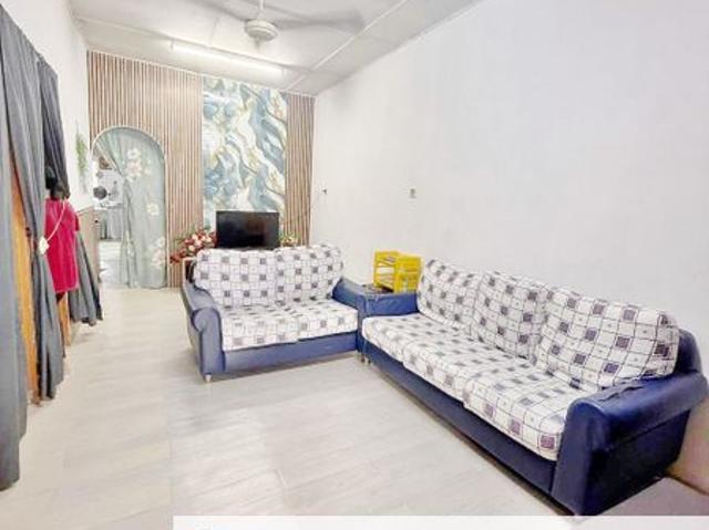 House for sale in Pekan Nanas, Johor