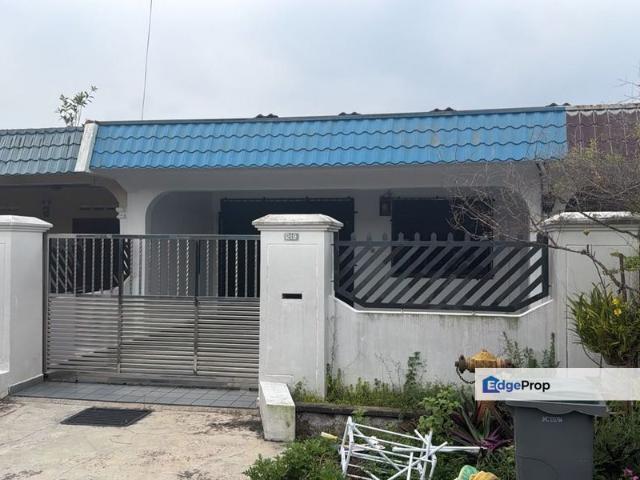 House for rent in Pekan Nanas