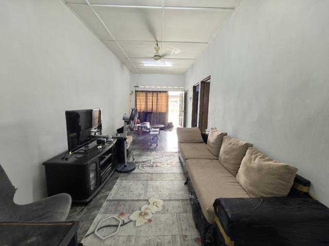 Terraced House for sale in Pekan Nanas, Pontian