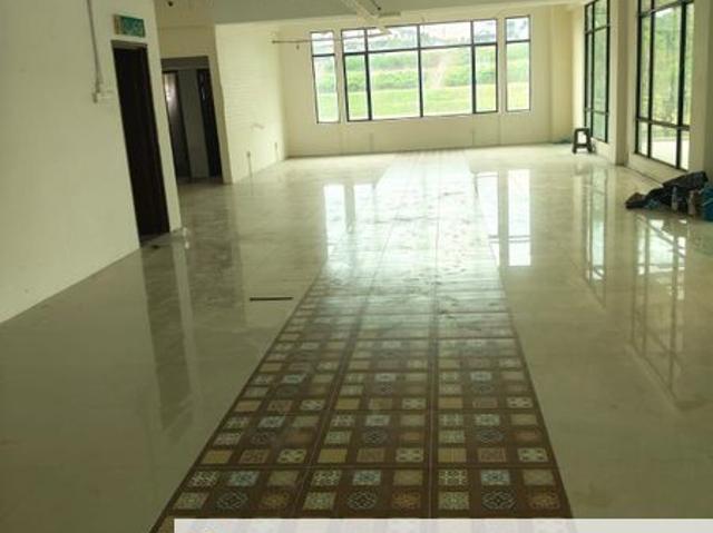 Shop for sale in Petaling, Subang Jaya
