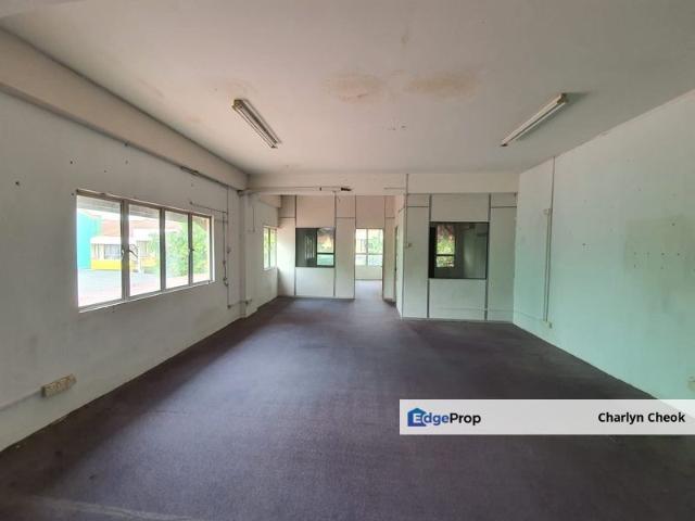Shop for rent in Petaling, Subang Jaya