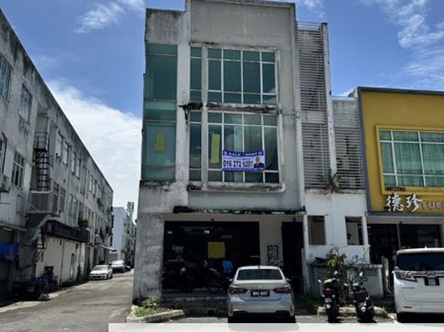 Shop for rent in Petaling, Subang Jaya