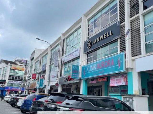 Shop for rent in Petaling, Subang Jaya