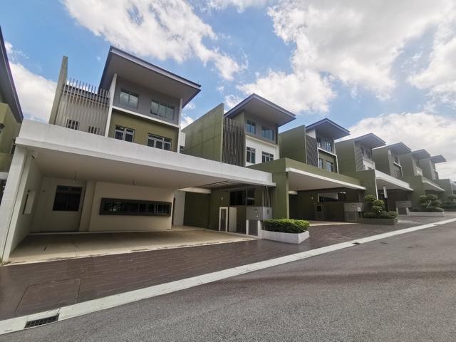 Bungalow for rent in Petaling, Subang Jaya