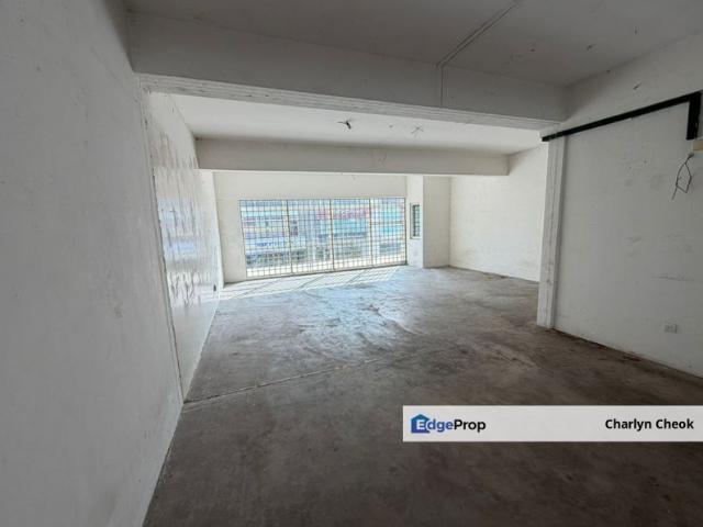 Shop for rent in Petaling, Subang Jaya