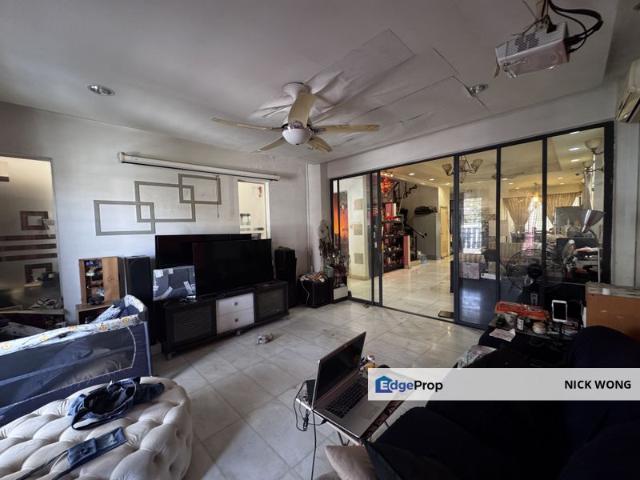 House for sale in Country Heights Damansara, Kuala Lumpur