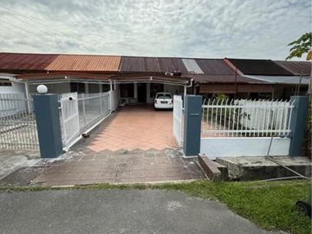 Terraced House for rent in Kuching