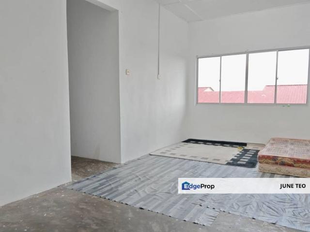 Flat for rent in Pasir Gudang, Johor