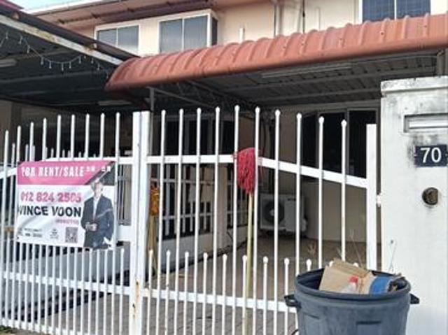 Terraced House for rent in Victoria, Labuan