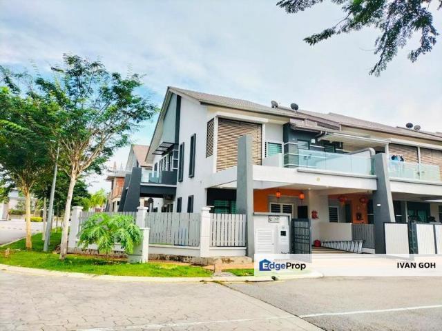 House for sale in Malaka
