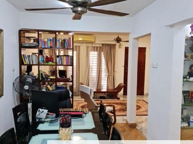 House for sale in Petaling, Damansara Damai