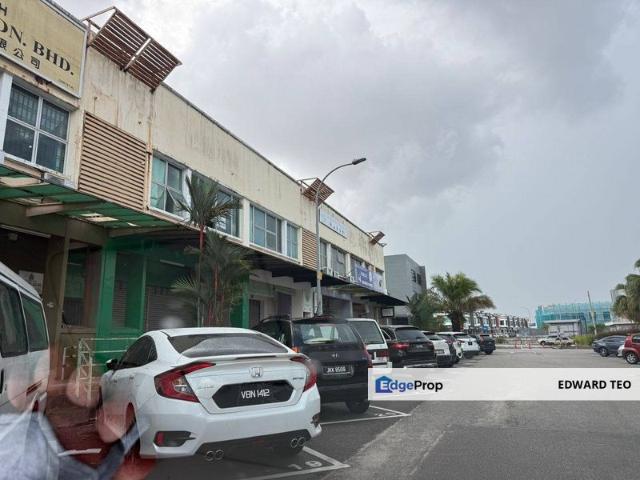 Shop for rent in Johor