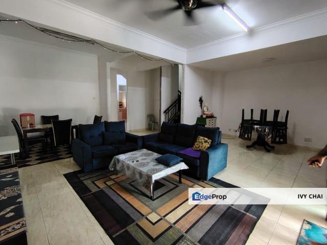 House for sale in Ulu Tiram, Johor