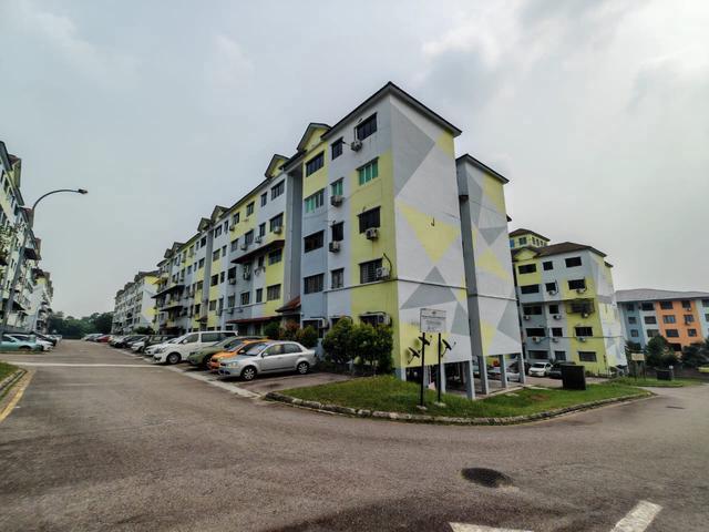 Flat for sale in Ulu Tiram, Johor Bahru